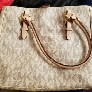Michael Kors tote